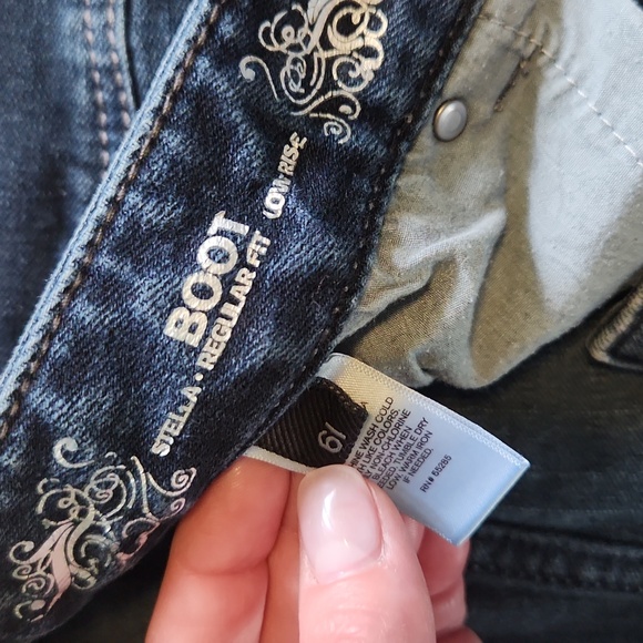 Jeans - Picture 2 of 4